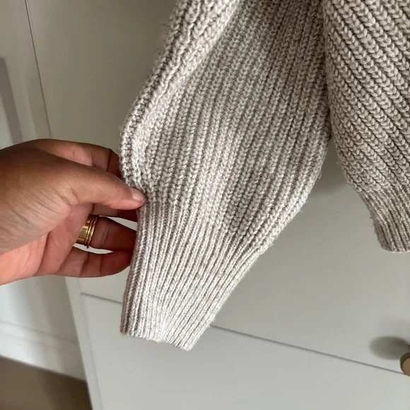 H&M Light Gray Turtleneck Sweater - L - Picture 3 of 4